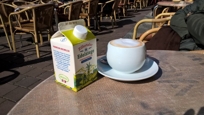 kuhmilchfreier Cappuchino