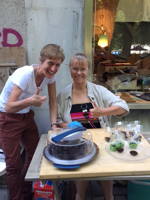 vegane Brownies am Glockenbachflohmarkt